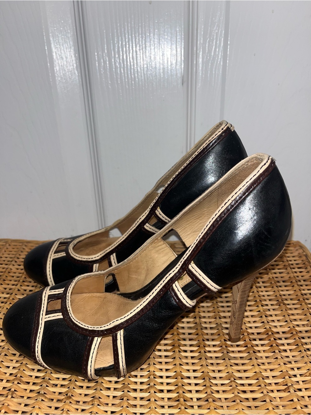 LAMB Tiva black and tan cutout high heels 2008 VTG Y2K